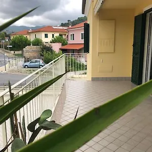 Elisa Appartamento Cervo