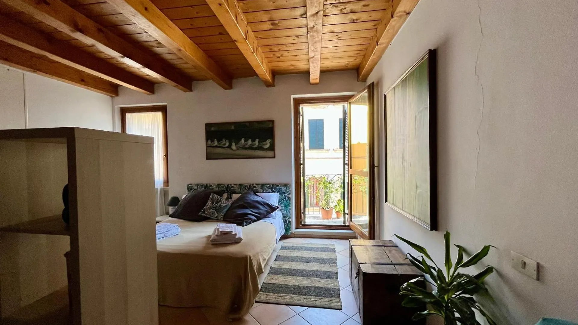 Bright, Cozy Apartment In The Heart Of Verona Italy